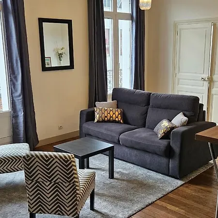 Un Sejour A Centre Place Des Halles Apartment